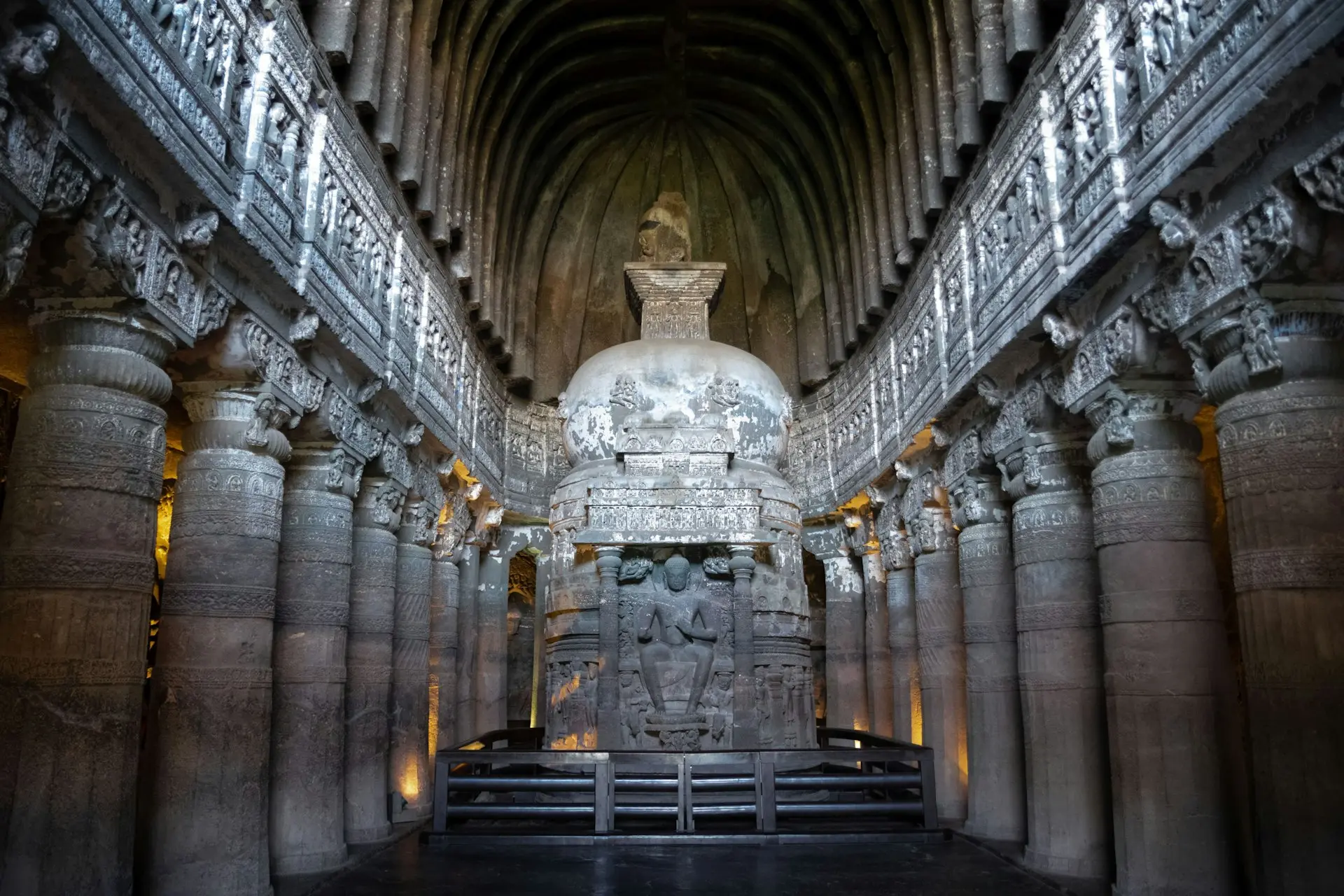 Ajanta Ellora caves and temples in Aurangabad – cultural India tour by Galaxy International Tours