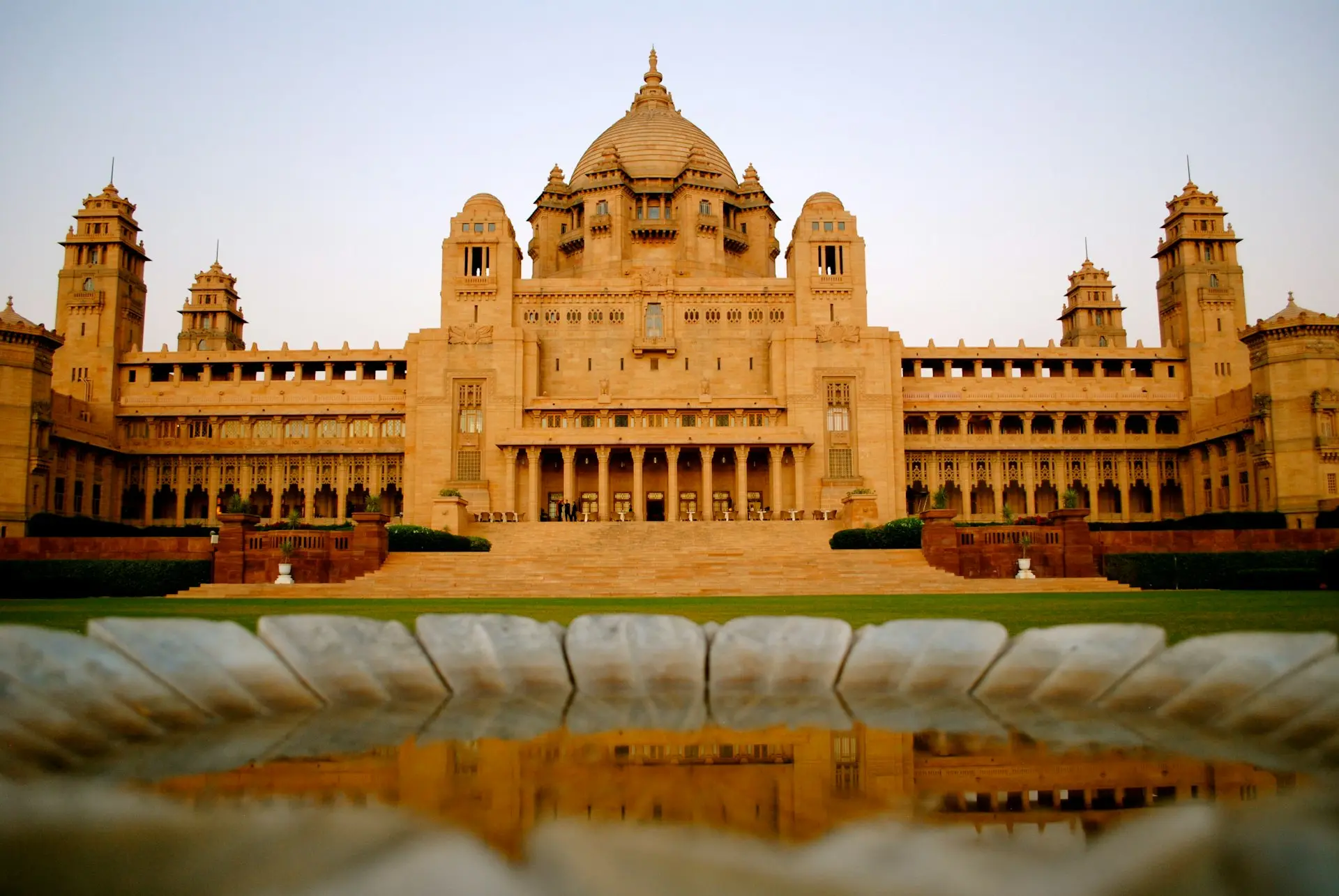 Best international-style Rajasthan tour from India covering Delhi, Agra, Jaipur and Jodhpur