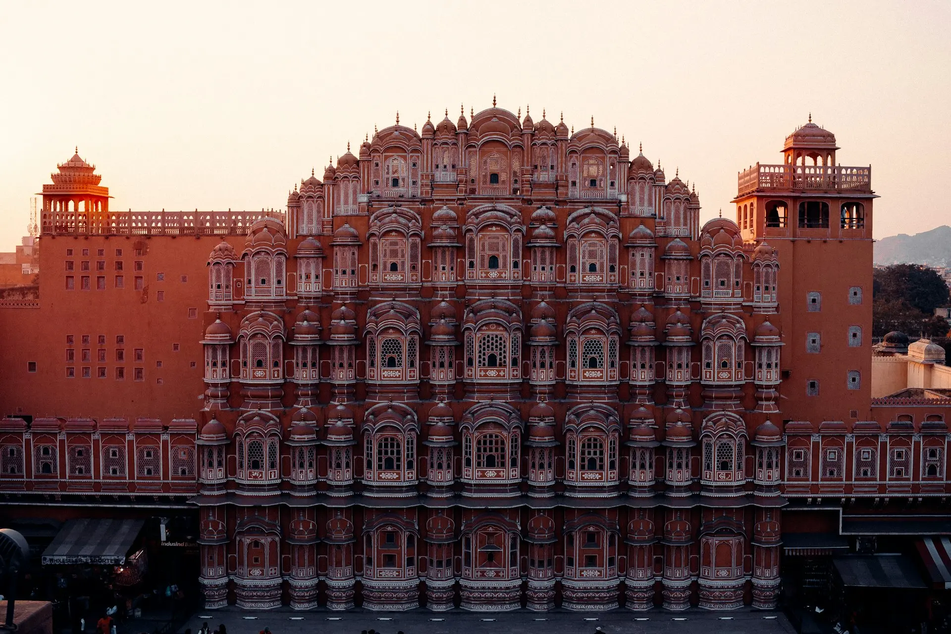 India to Rajasthan cultural group tour including forts, palaces and traditions with guide support